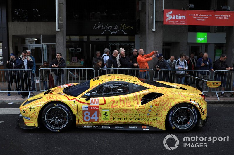 №84 Ferrari 488 GTE