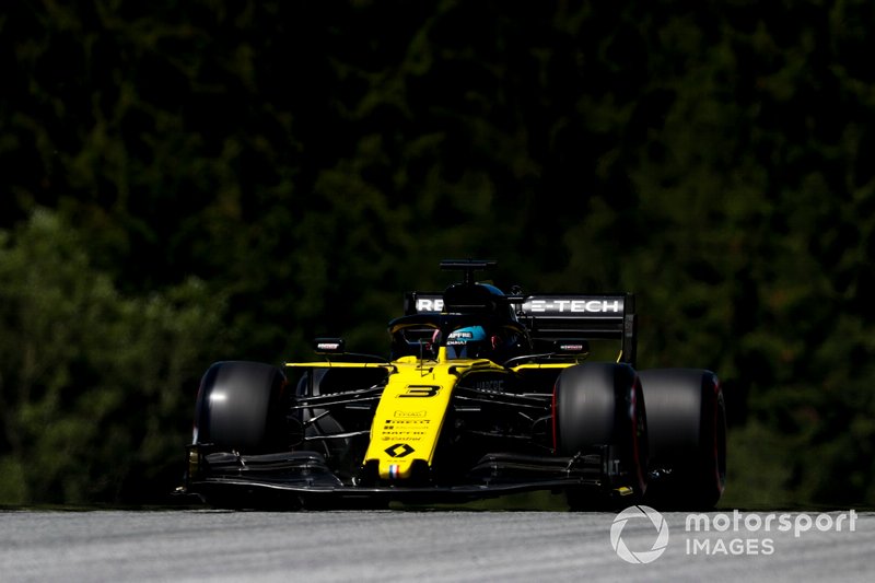 Daniel Ricciardo, Renault F1 Team R.S.19
