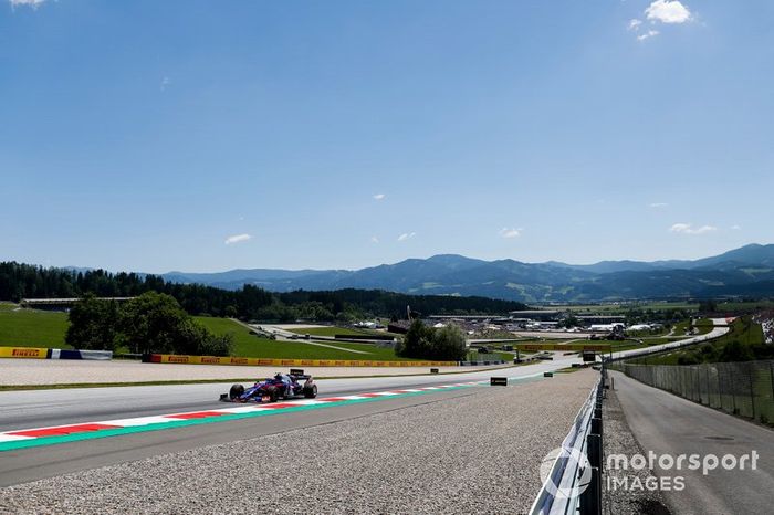 Alexander Albon, Toro Rosso STR14