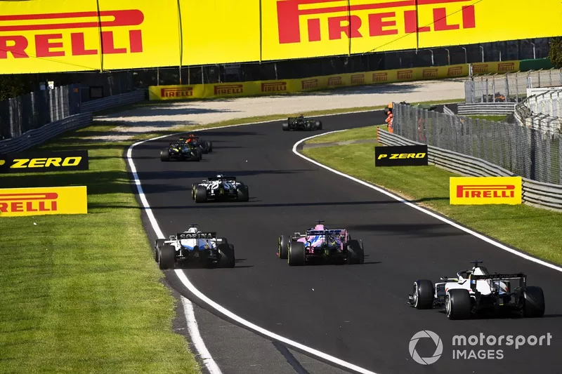 Daniil Kvyat, AlphaTauri AT01, George Russell, Williams FW43, Sergio Pérez, Racing Point RP20, Romain Grosjean, Haas VF-20
