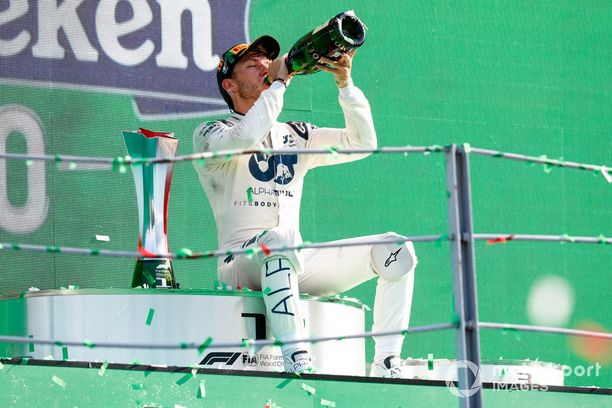 Podio: ganador Pierre Gasly, AlphaTauri