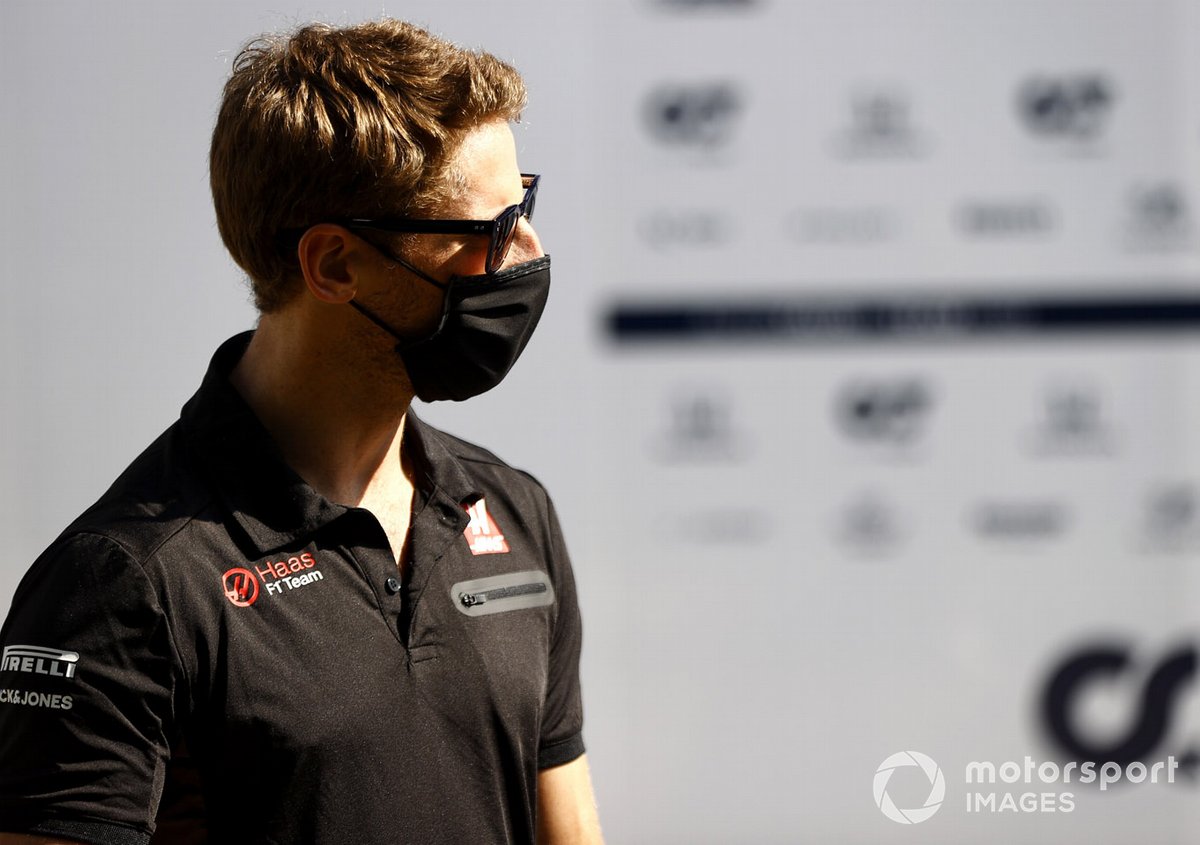 Romain Grosjean, Haas F1 en la conferencia de prensa