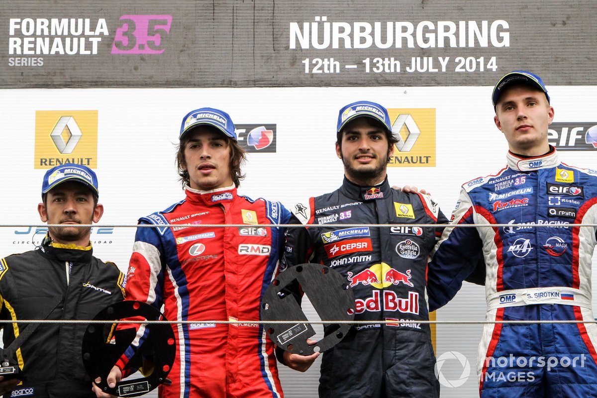 Podio: Carlos Sainz jr., Dams, Sergey Sirotkin, Fortec y Roberto Merhi, Zeta Corse