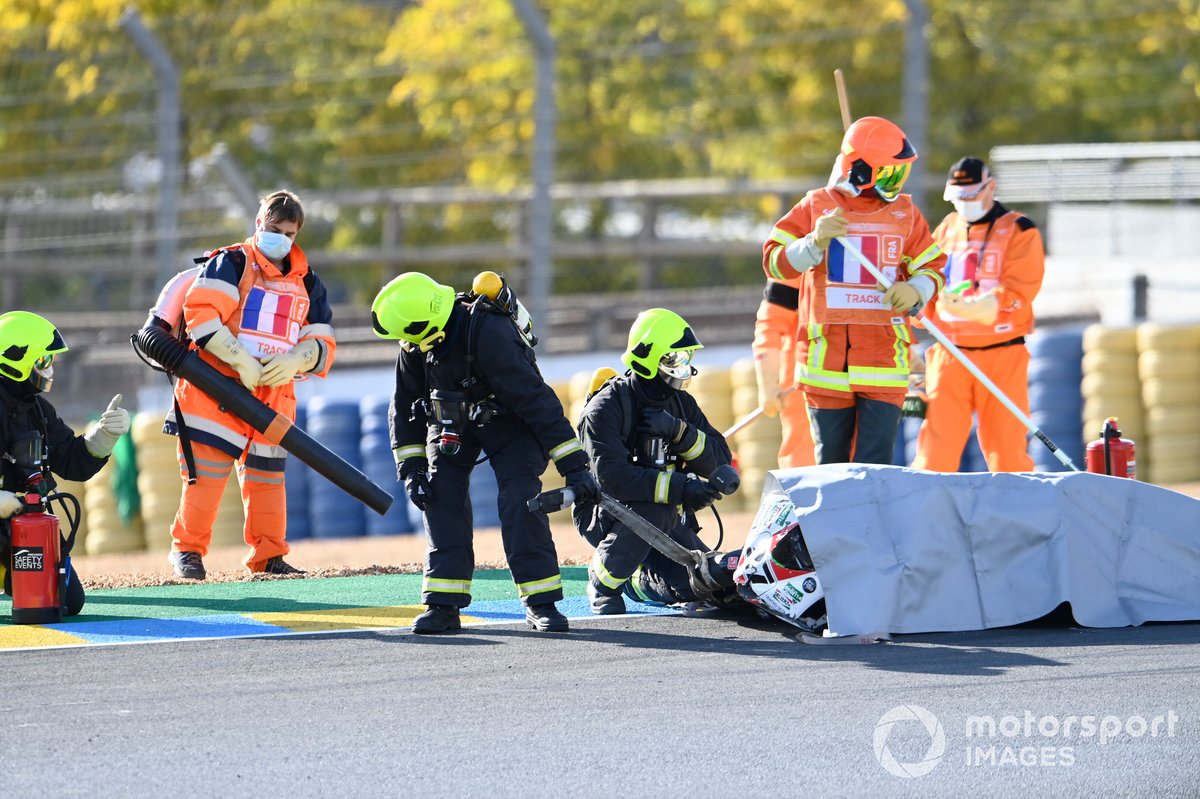 Moto de Mattia Casadei, Ongetta SIC58 Squadracorse después de la caída