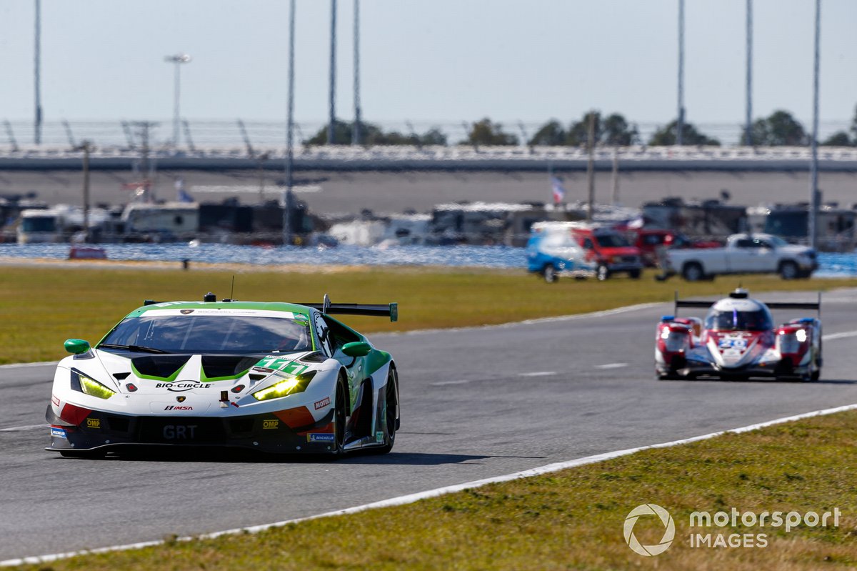 #111 GRT Grasser Racing Team Lamborghini Huracan GT3, GTD: Rolf Ineichen, Mirko Bortolotti, Steijn Schothorst, Marco Mapelli