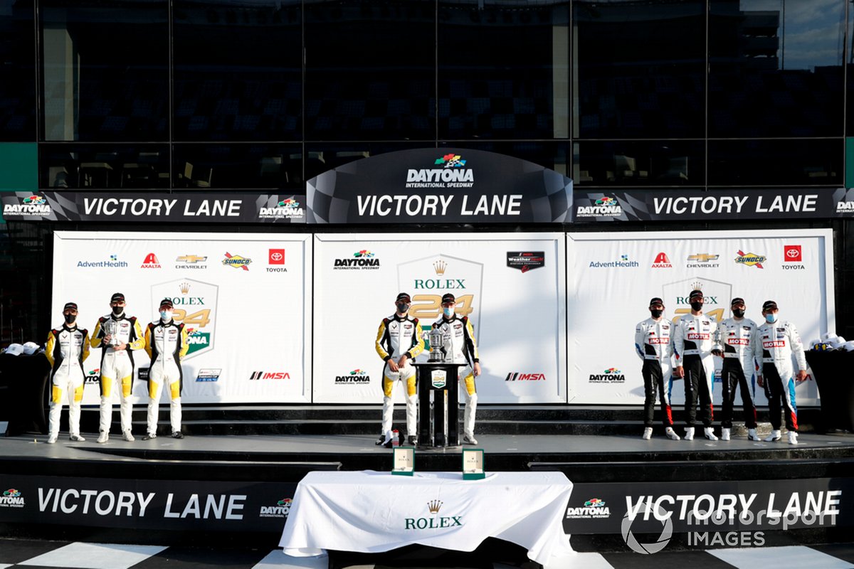 Podio: #3 Corvette Racing Corvette C8.R, GTLM: Antonio Garcia, Jordan Taylor, Nicky Catsburg, #4 Corvette Racing Corvette C8.R, GTLM: Tommy Milner, Nick Tandy, Alexander Sims, #24 BMW Team RLL BMW M8 GTE, GTLM: John Edwards, Jesse Krohn, Augusto Farfus, Marco Wittmann