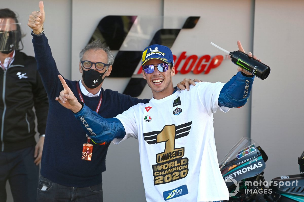 Campeón Joan Mir, Team Suzuki MotoGP, Franco Franco Uncini, Oficial de Seguridad del Gran Premio de la FIM