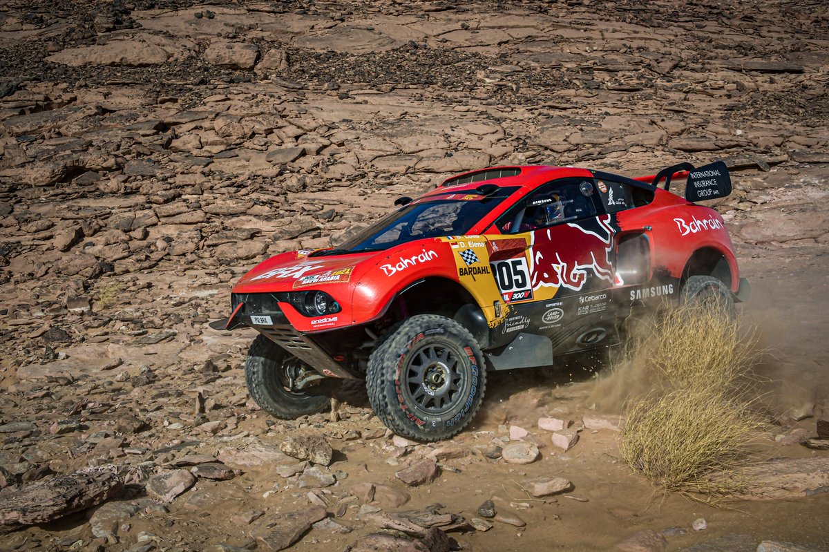 #305 Bahrain Raid Xtreme Hunter: Sebastien Loeb, Daniel Elena