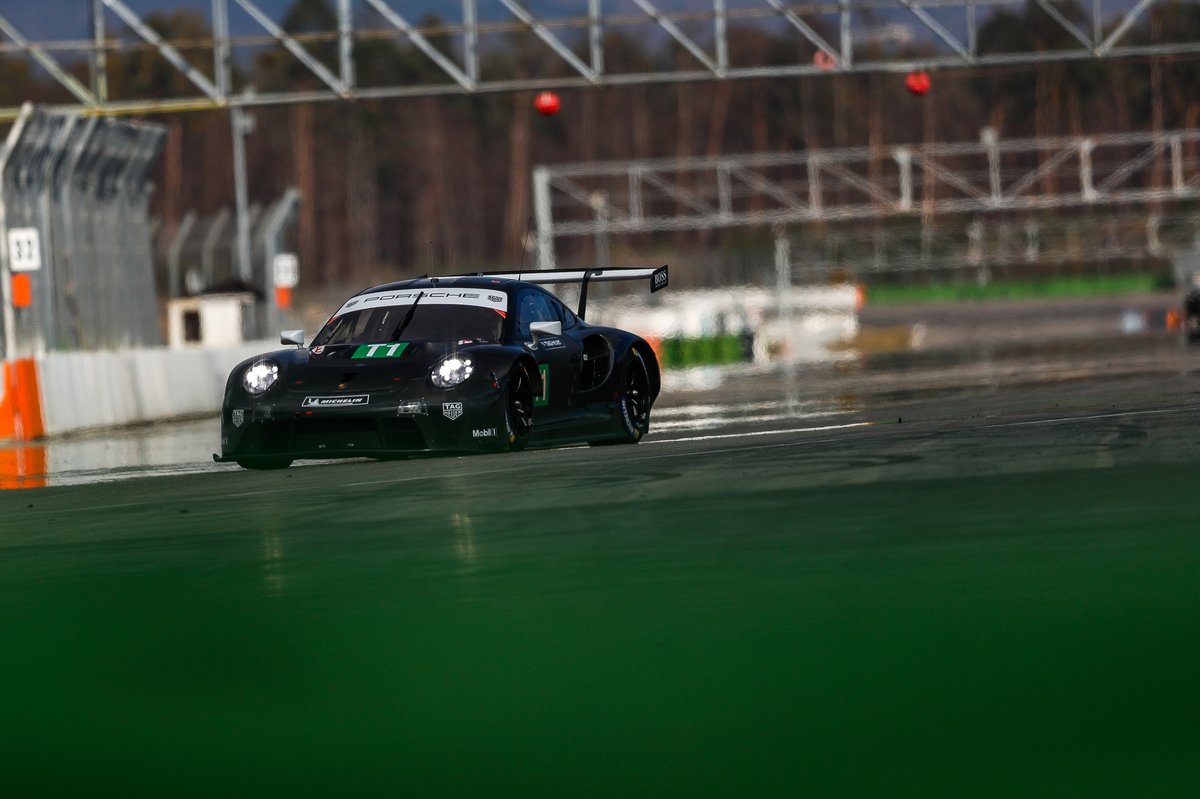Porsche 911 RSR