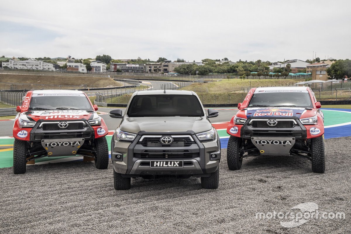 Toyota Gazoo Racing Toyota Hilux et Toyota Hilux
