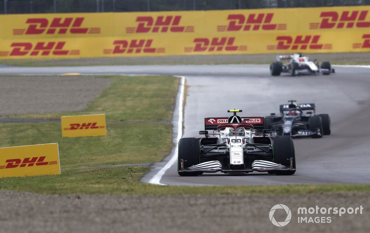 Antonio Giovinazzi, Alfa Romeo Racing C41, Yuki Tsunoda, AlphaTauri AT02