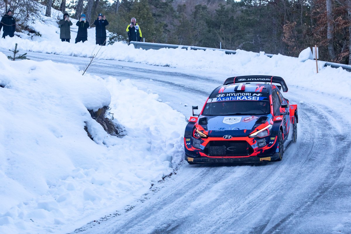 Pierre-Louis Loubet, Vincent Landais, Hyundai 2c Competition Hyundai i20 Coupe WRC