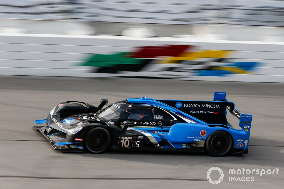 #10 Wayne Taylor Racing Acura ARX-05 Acura DPi: Ricky Taylor, Filipe Albuquerque, Alexander Rossi, Helio Castroneves