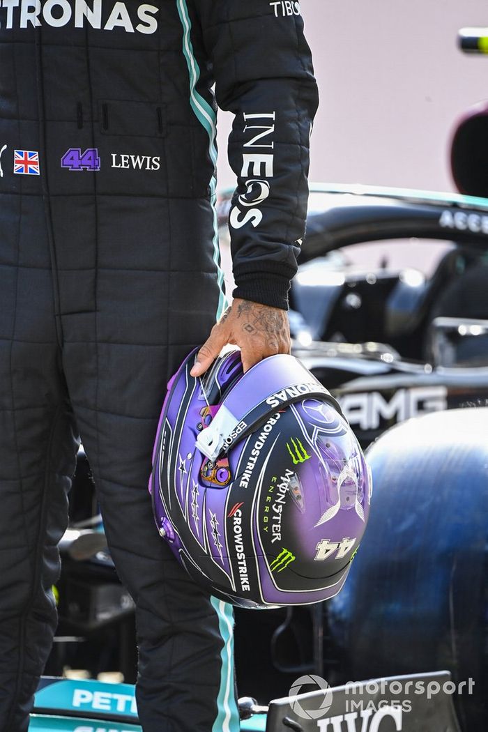 El casco de Lewis Hamilton, Mercedes 