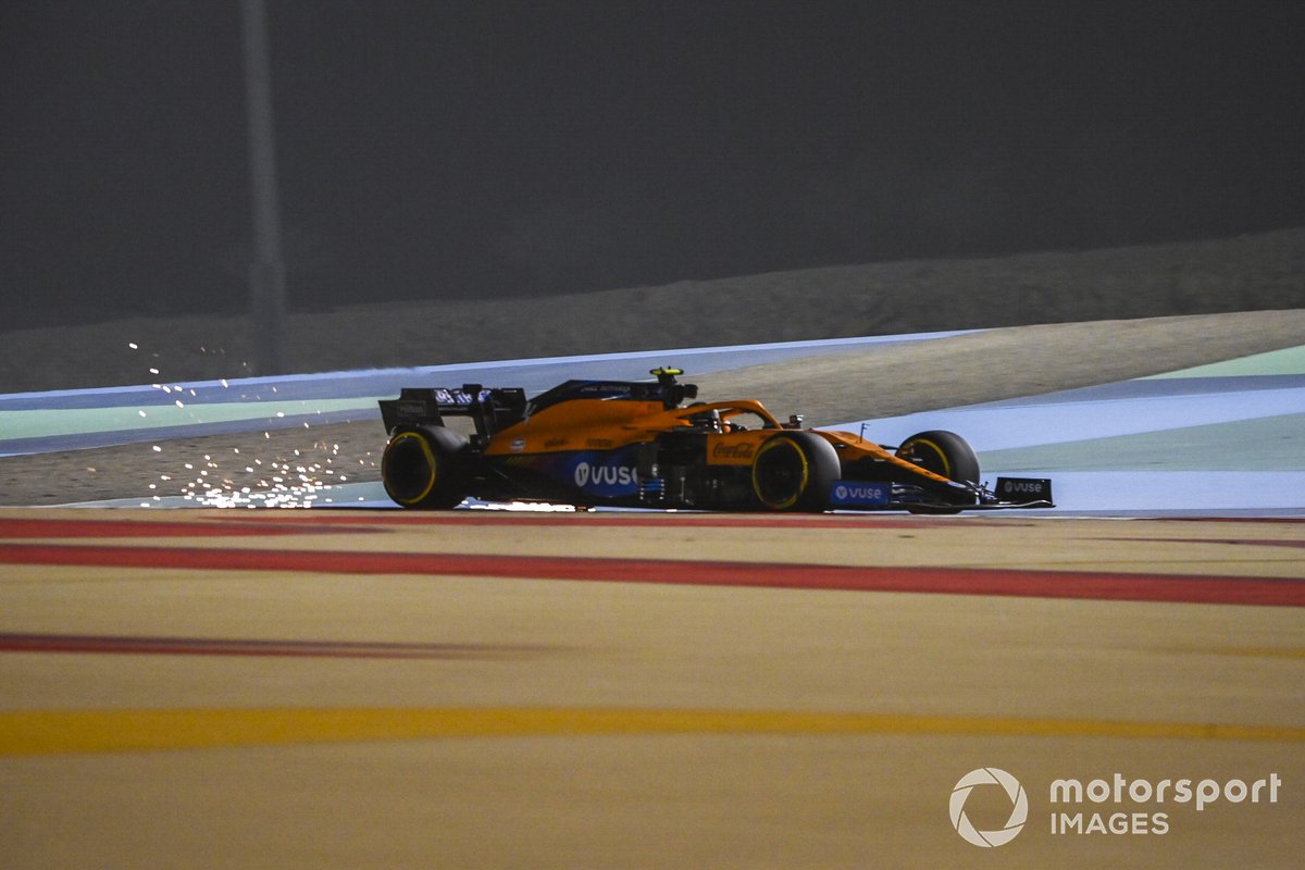 14º Lando Norris, McLaren MCL35M, 1:30.586 (con neumáticos C4)