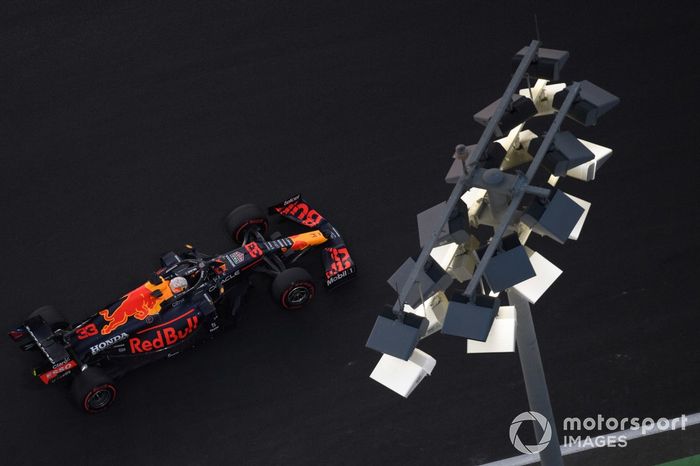 Max Verstappen, Red Bull Racing RB16B