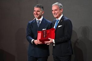 Massimiliano Cariola, Direttore Marketing di Porsche Italia, e Giuseppe Zappalà, Amministratore Delegato di Q8