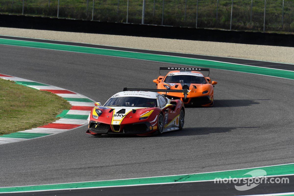 #21, Hugo Delacour, Scuderia Monte-Carlo e #244 Christian Potolicchio, Ferrari of Central Florida