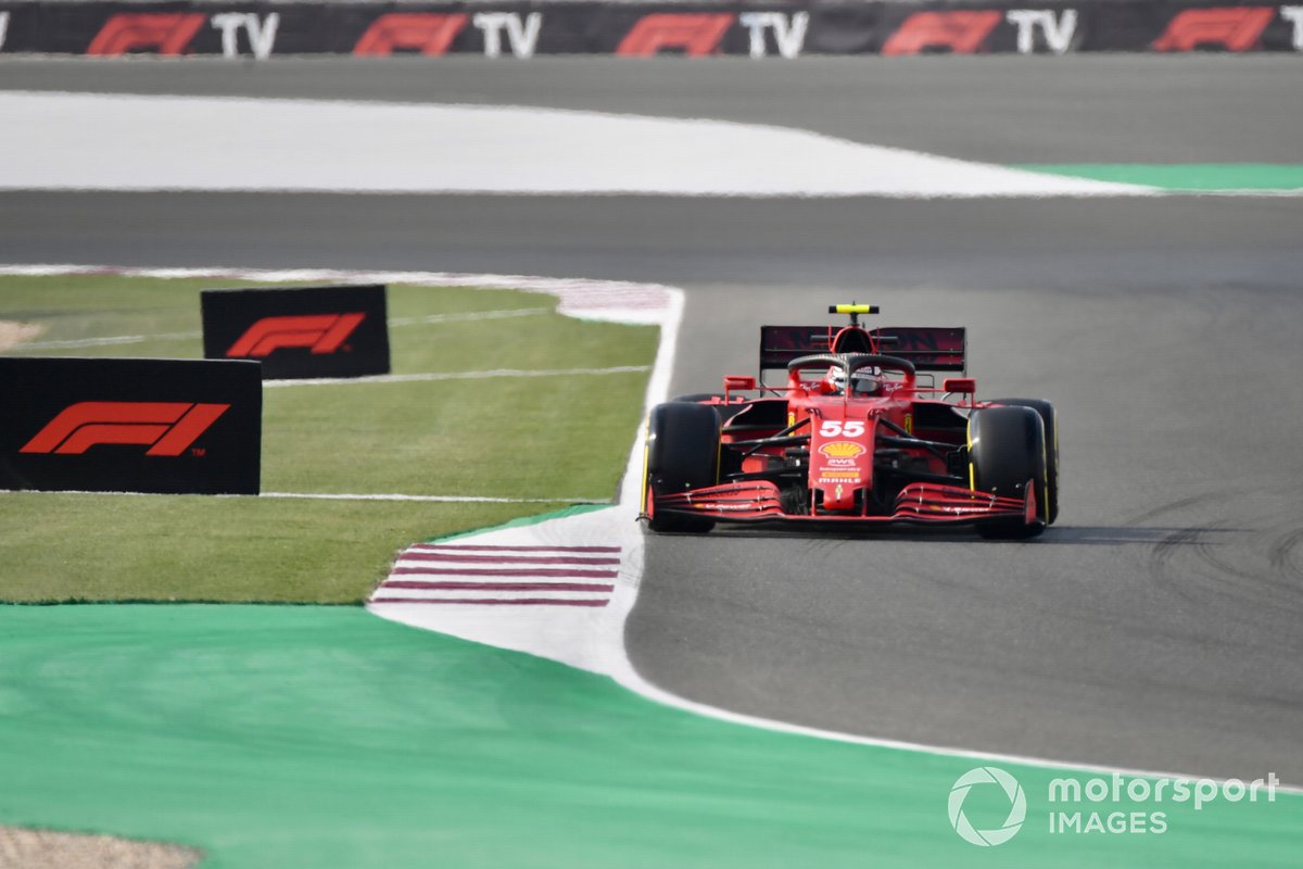 Carlos Sainz Jr., Ferrari SF21