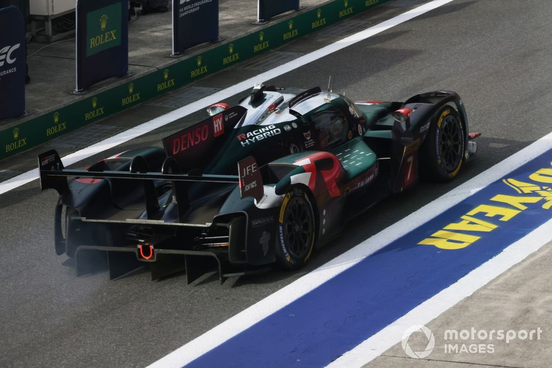 #7 Toyota Gazoo Racing Toyota GR010 - Híbrido: Mike Conway, Kamui Kobayashi, Nyck de Vries