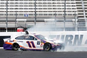  Denny Hamlin, Joe Gibbs Racing, Toyota Camry FedEx Express