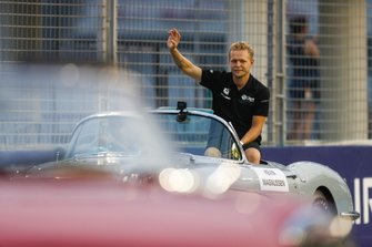 Kevin Magnussen, Haas F1, in the drivers parade