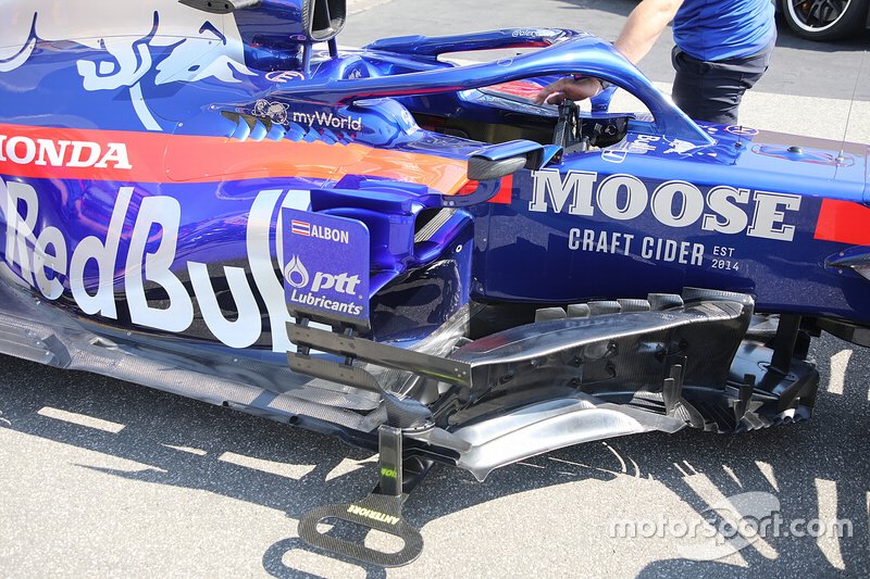 Toro Rosso STR14: Windabweiser