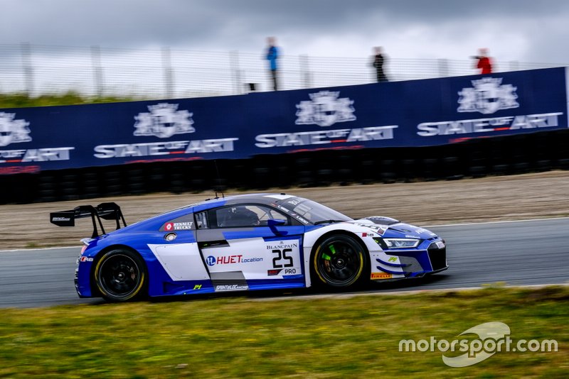 #25 Sainteloc Racing Audi R8 LMS GT3: Simon Gachet, Christopher Haase