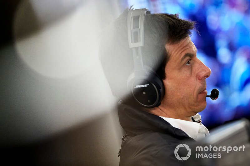 Руководитель Mercedes AMG F1 Тото Вольф
