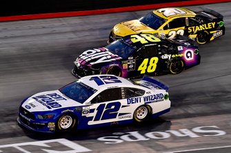 Ryan Blaney, Team Penske, Ford Mustang Dent Wizard, Jimmie Johnson, Hendrick Motorsports, Chevrolet Camaro Ally, and Erik Jones, Joe Gibbs Racing, Toyota Camry STANLEY