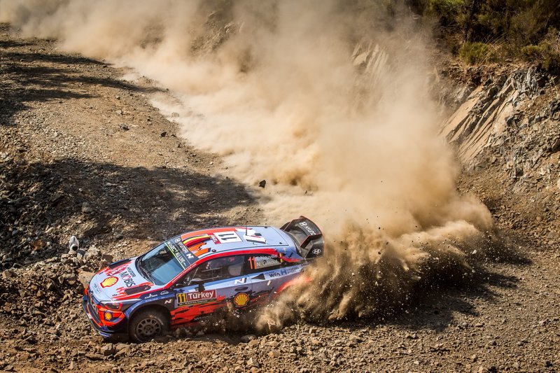 Thierry Neuville, Nicolas Gilsoul, Hyundai Motorsport Hyundai i20 Coupe WRC