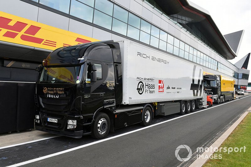 Haas F1 truck