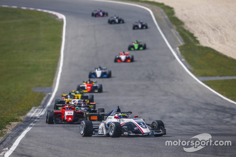Oscar Piastri, R-ACE GP