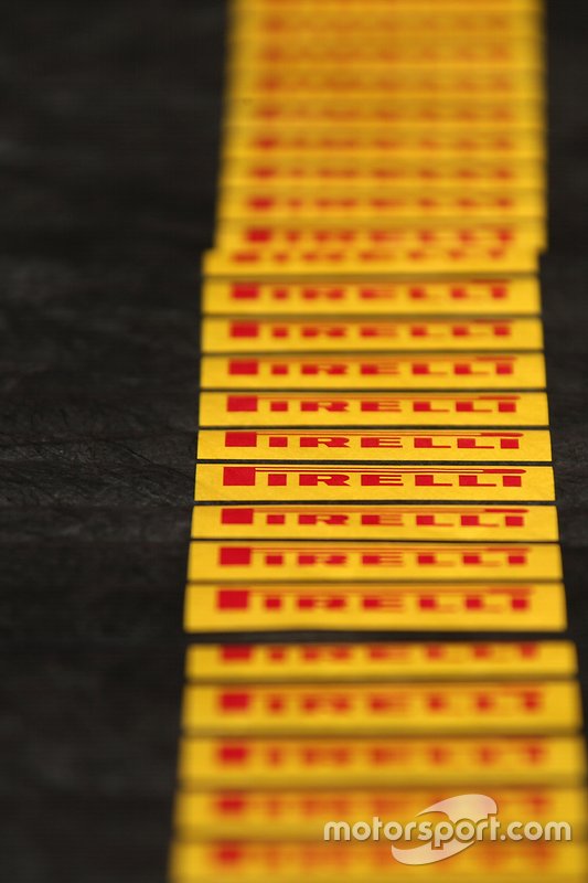 Logo Pirelli