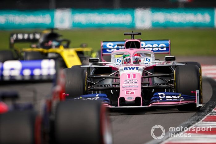 Sergio Perez, Racing Point RP19, leads Daniel Ricciardo, Renault F1 Team R.S.19