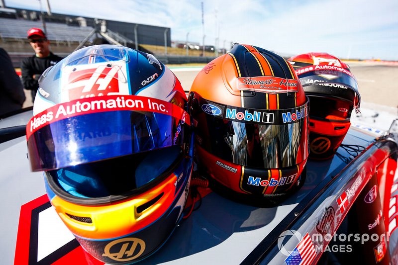 The helmets of Romain Grosjean, Haas F1 Team Team, Tony Stewart and Kevin Magnussen, Haas F1 Team Team