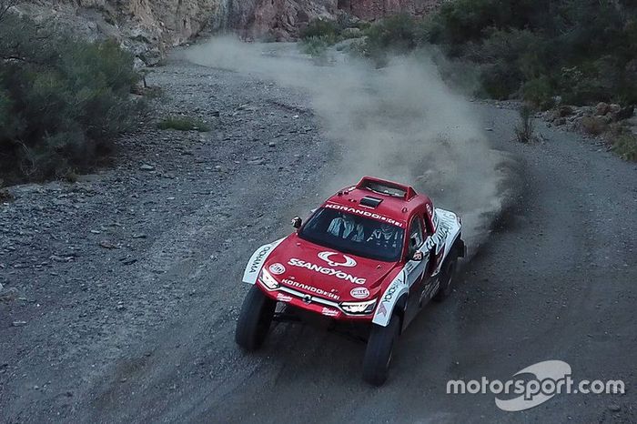 Óscar Fuertes y Diego Vallejo, SsangYong Korando DKR
