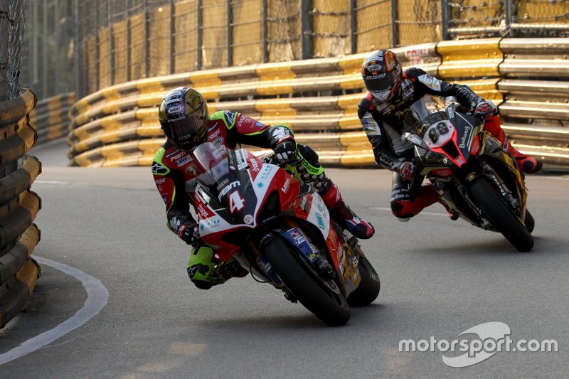 John McGuinness, Tak Chun Group by PBM Ducati Ducati V4 Panigale