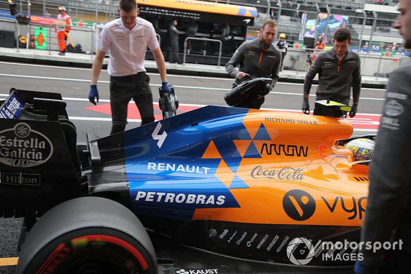 McLaren MCL34