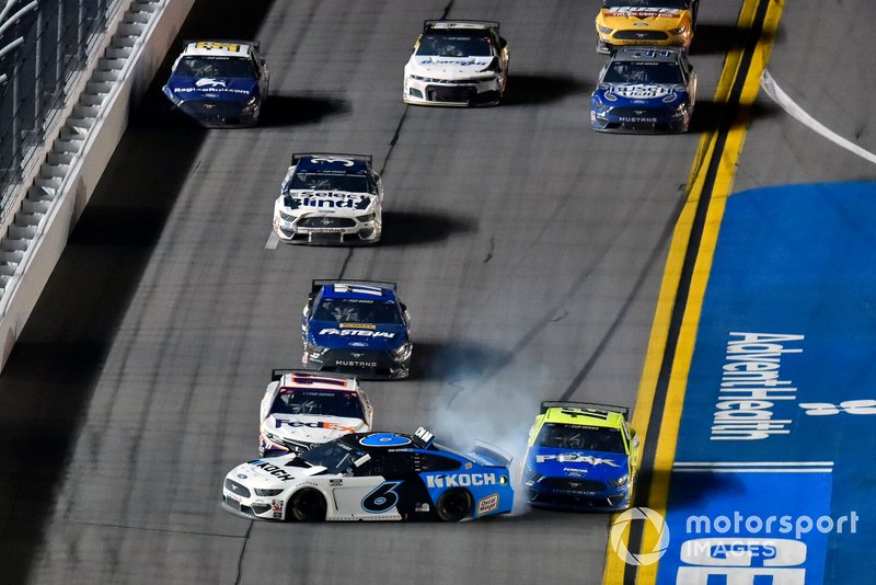 El accidente de Ryan Newman, Roush Fenway Racing, Ford Mustang Koch Industries