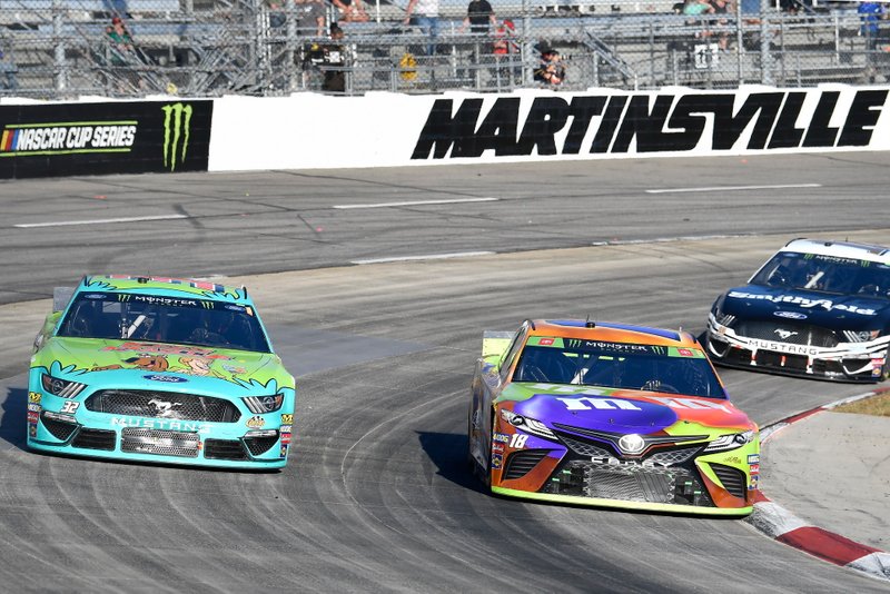Kyle Busch, Joe Gibbs Racing, Toyota Camry M&M's Halloween, Corey LaJoie, Go FAS Racing, Ford Mustang CorvetteParts.net