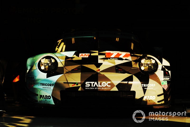 #77 Dempsey-Proton Racing Porsche 911 RSR: Christian Reid, Matt Campbell, Riccardo Pera
