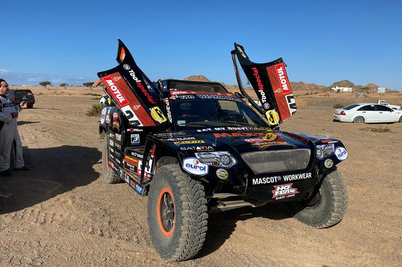 #347 Jefferies and Maxxis Dakar Team: Tim Coronel, Tom Coronel