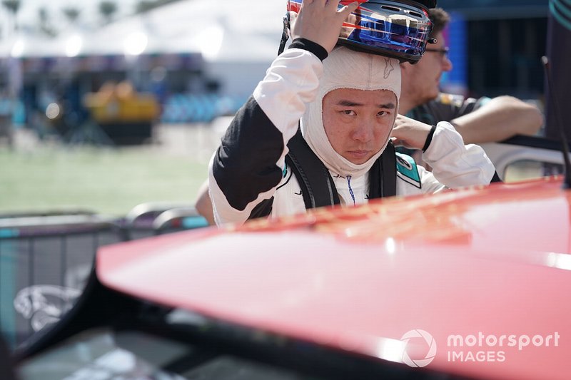 Sun Chao, Jaguar China Racing on the grid