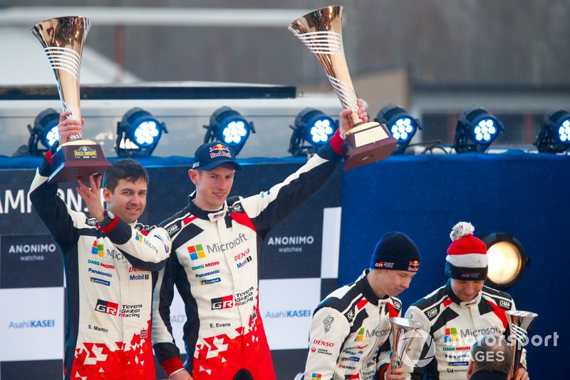 Podium : les vainqueurs Elfyn Evans, Scott Martin, Toyota Gazoo Racing WRT Toyota Yaris WRC