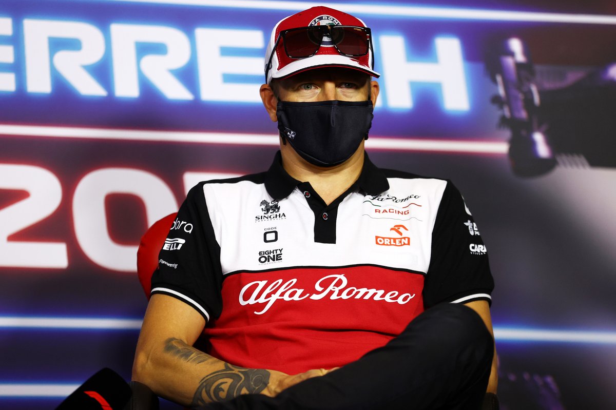 Kimi Raikkonen, Alfa Romeo Racing durante la conferencia de prensa
