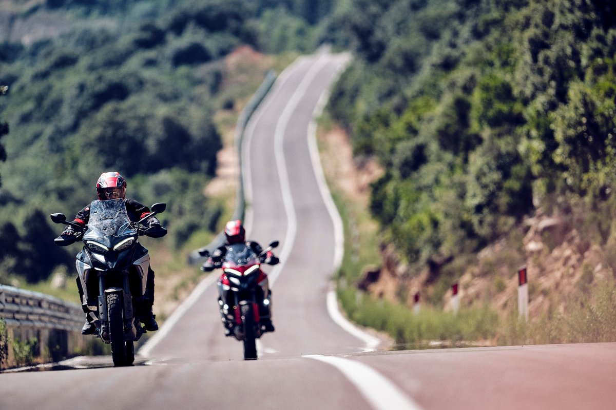 Motor Valley Experience: the first two-wheeled tour through the Land of Speed.