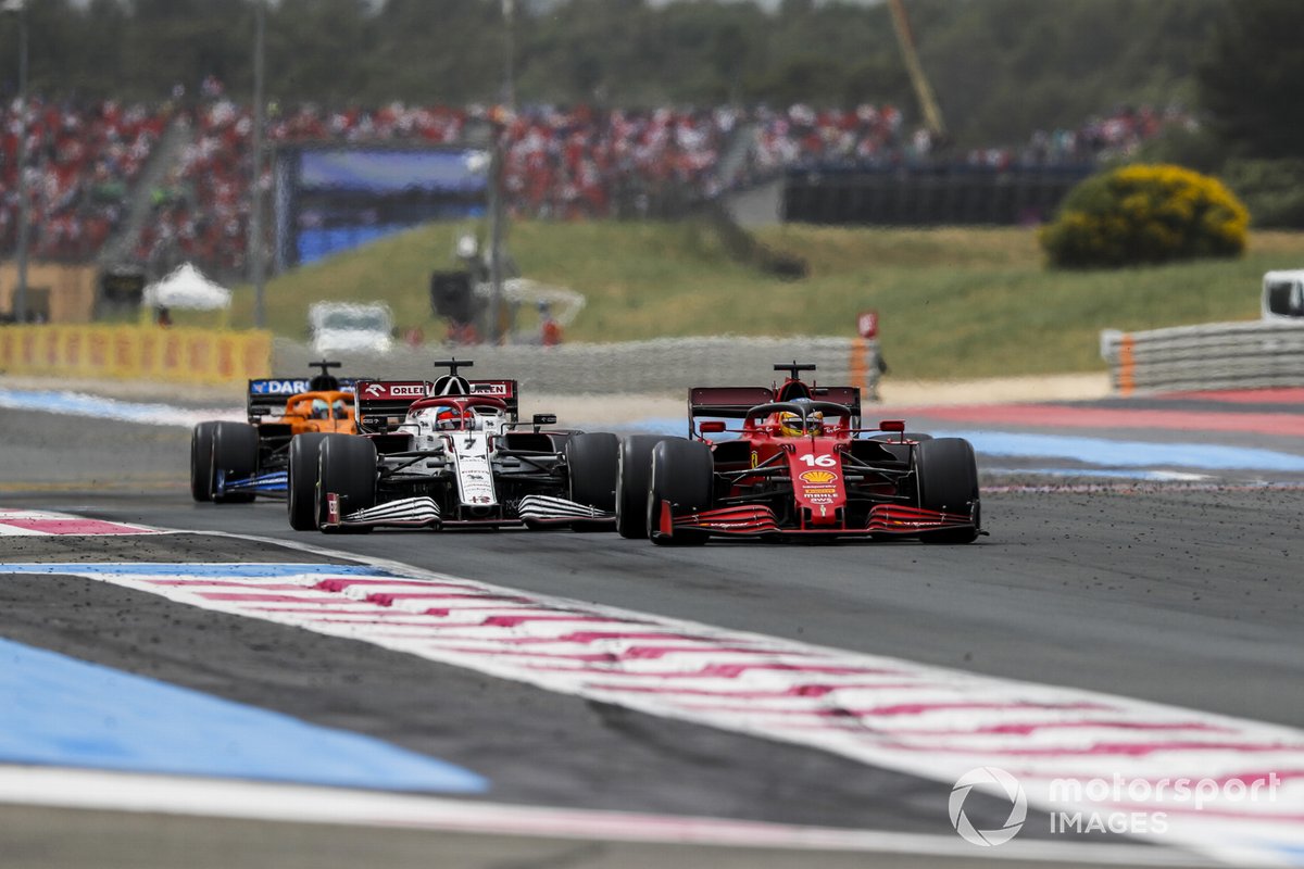 Charles Leclerc, Ferrari SF21, Kimi Raikkonen, Alfa Romeo Racing C41