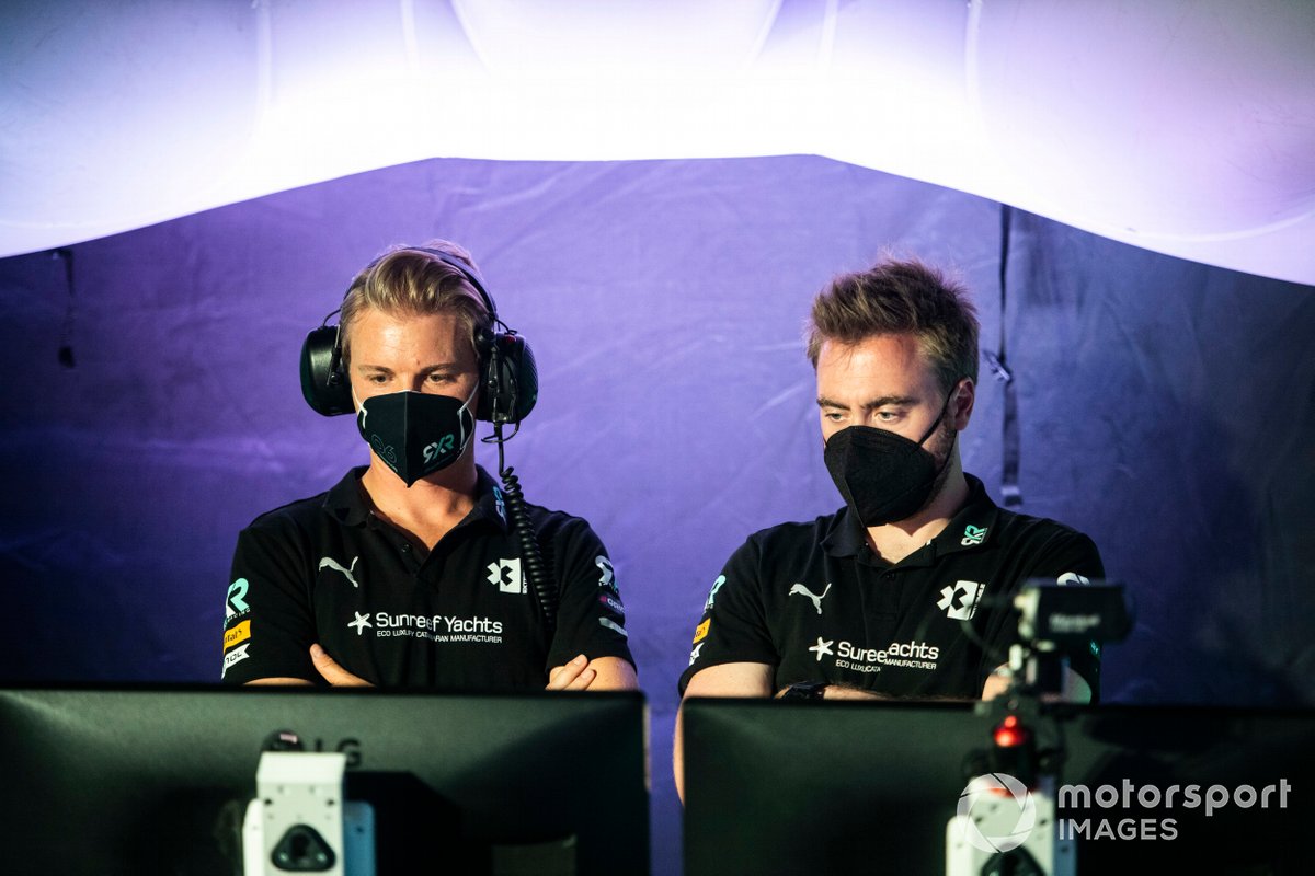 Nico Rosberg, fundador y CEO de Rosberg X Racing, en el centro de comando