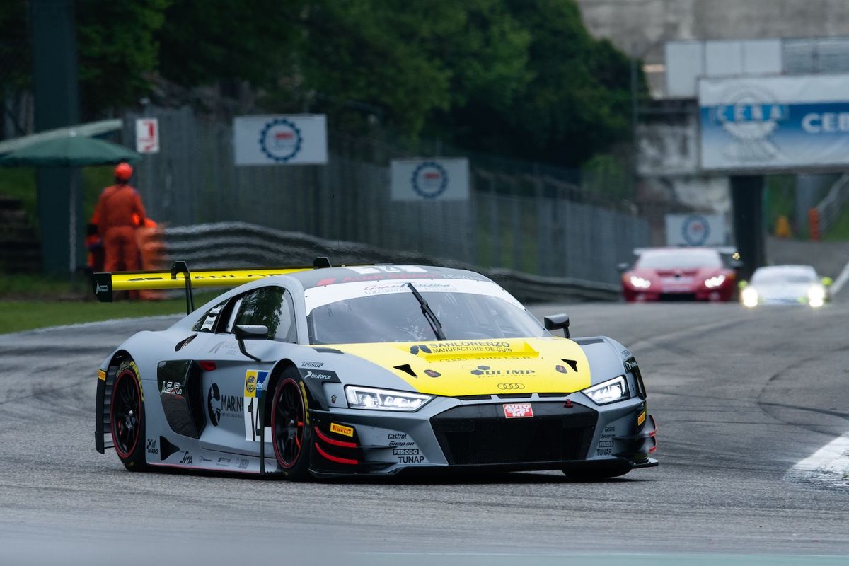 #14 Audi Sport Italia, Audi R8 LMS GT3 Evo: Daniel Mancinelli, Vito Postiglione
